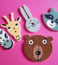 10 x Animal head Shape Wood Patterned Buttons  2 holes - Image 3