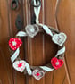 Scandi-style Christmas wreath with crocheted hearts and ribbon - Image 2