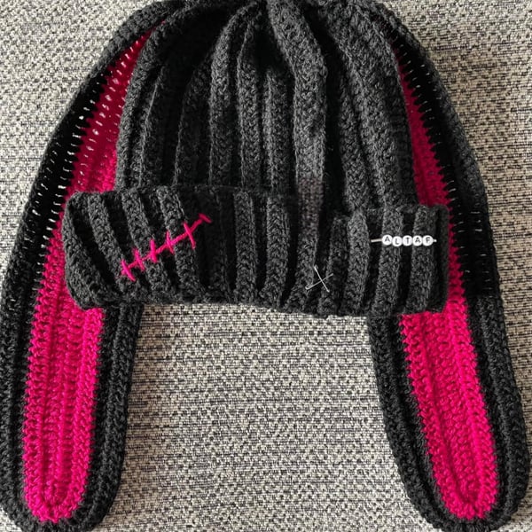 ALT AF Bunny ears hat - black and pink 