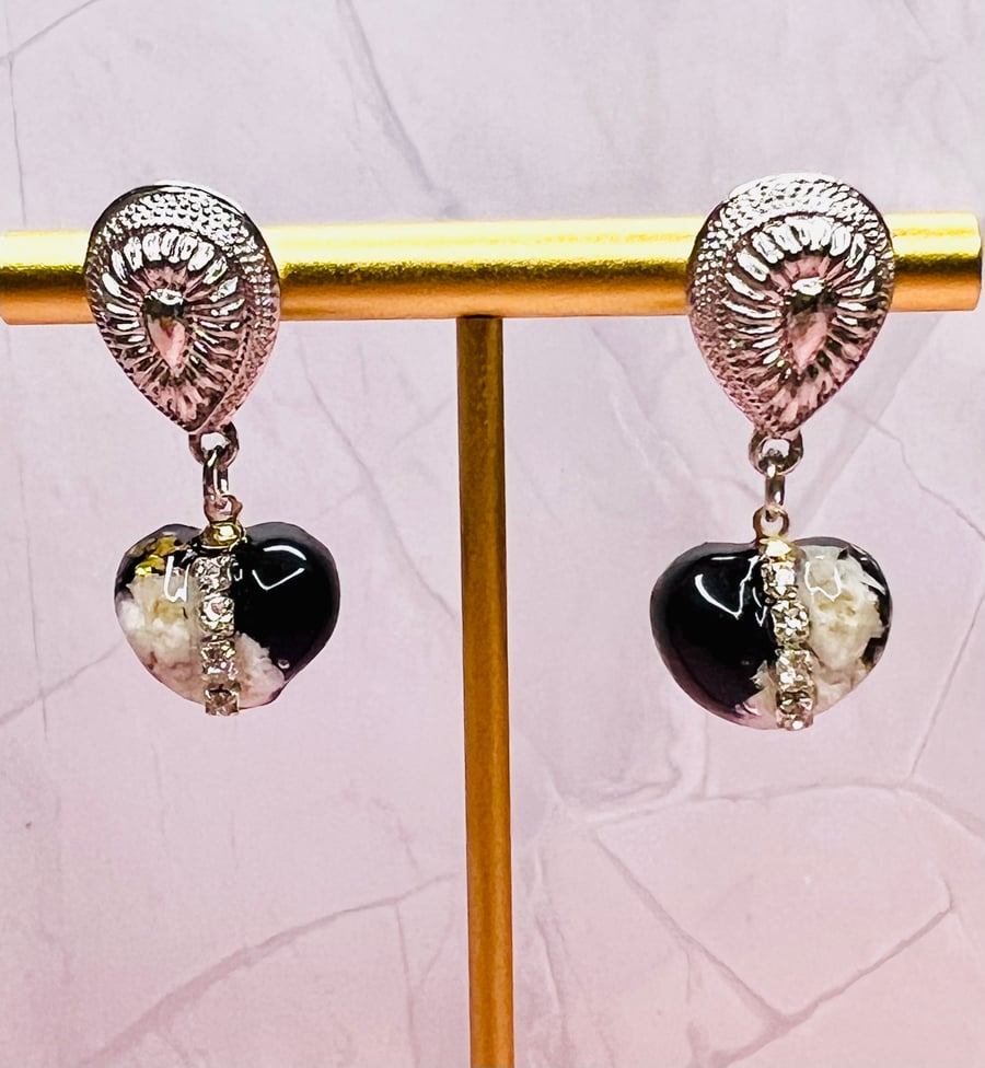 Handmade silver Earrings with real flower resin heart