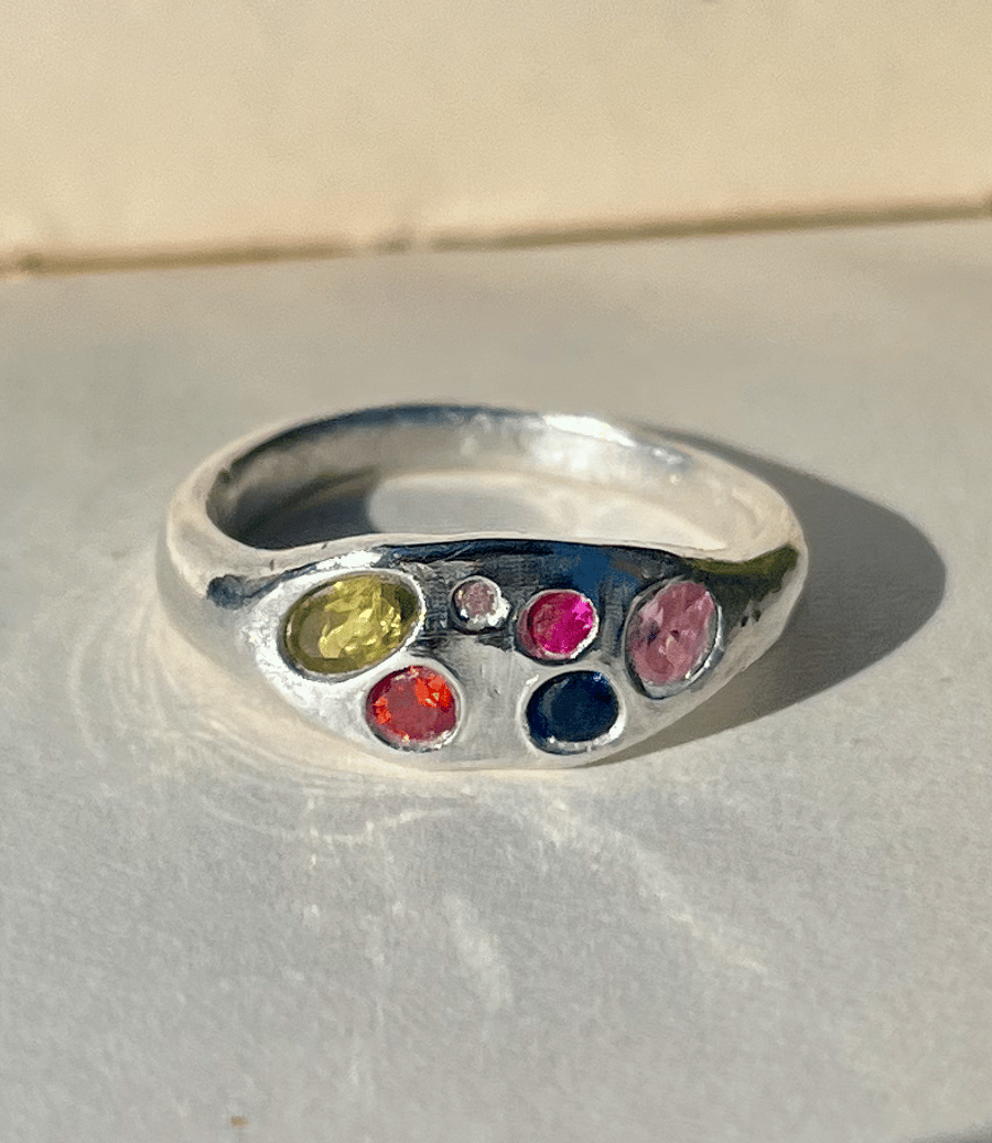 Handmade Silver Ring with Peridot & Sapphire