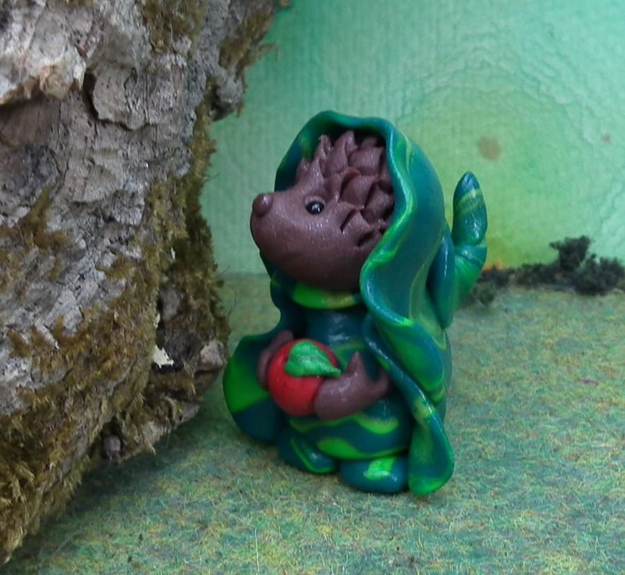 High'n'Over Hedgehog 'Brae' with apple OOAK Sculpt by Ann Galvin