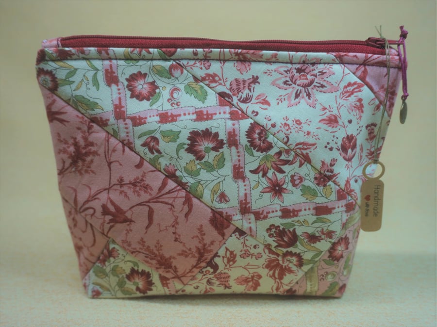 Coral Pink Floral Zipped Make Up Bag