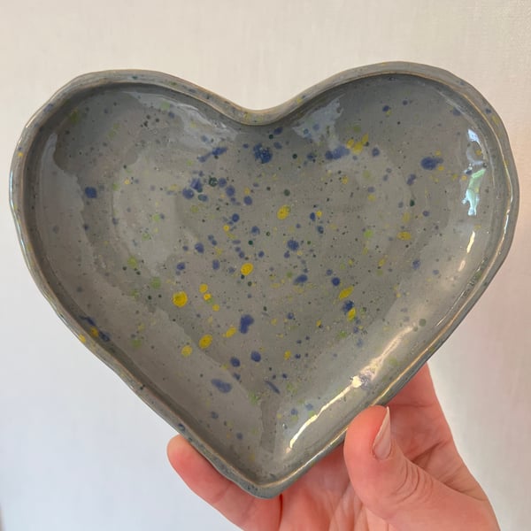 Grey speckled heart tray 