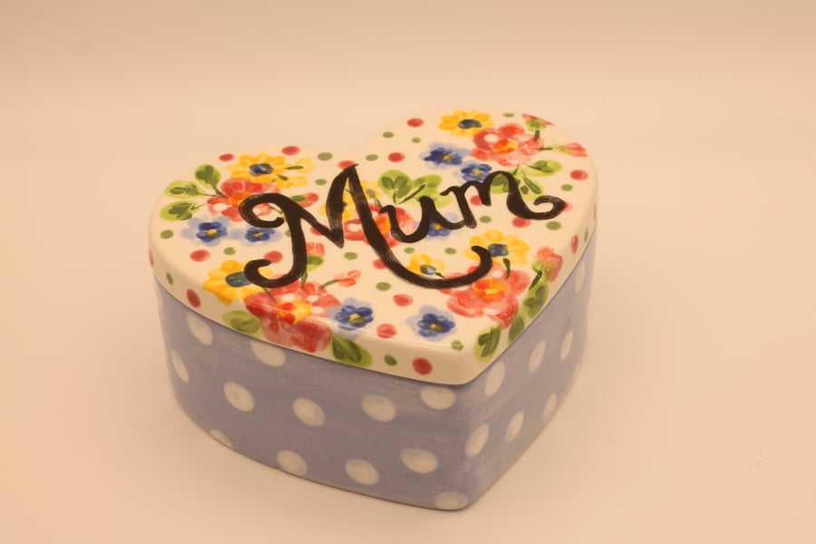 'Mum' Heart Flower Trinket Box