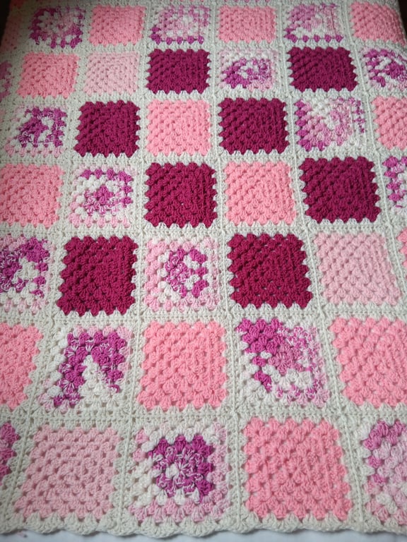 Crochet Granny Squares Blanket (Pretty Pinks) - soft, warm and cosy
