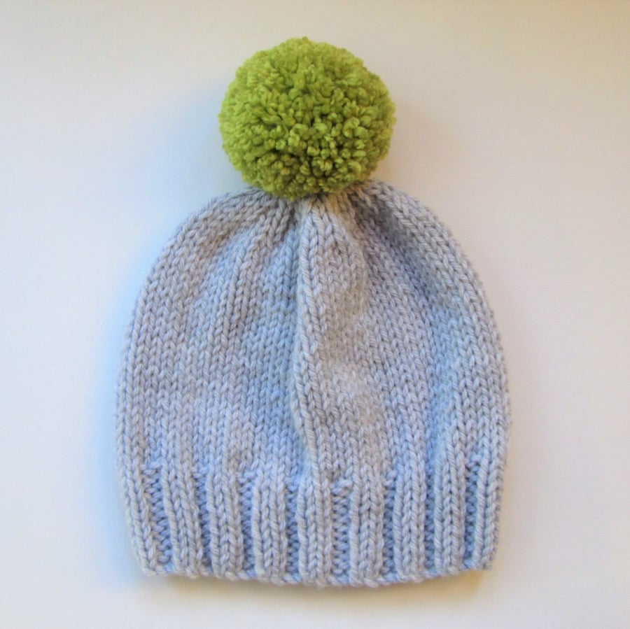 Bobble Hat in Pale Grey Chunky Yarn with Green Pom Pom