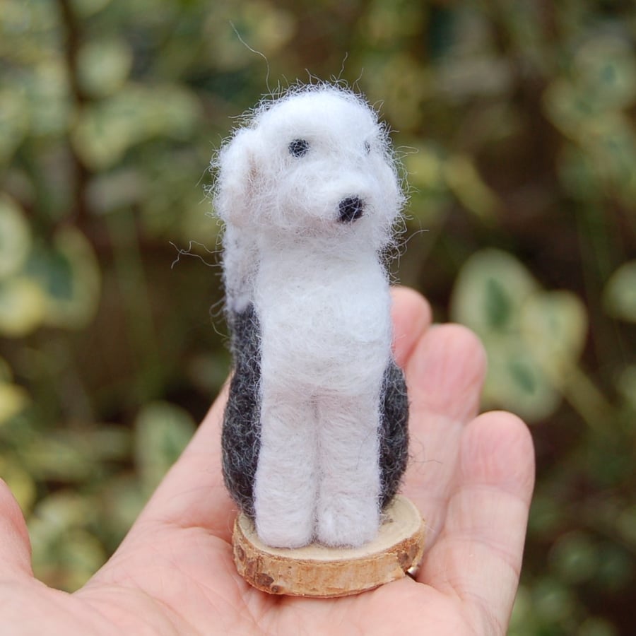 Needle felt white and grey dog, 8 cm tall, wool dog - Old English Sheepdog