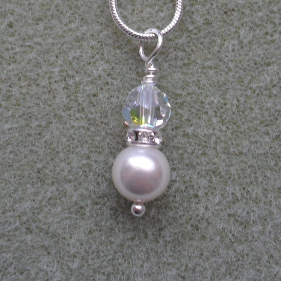 Pearl and Crystal Drop with Pearl and Crystal From Swarovski