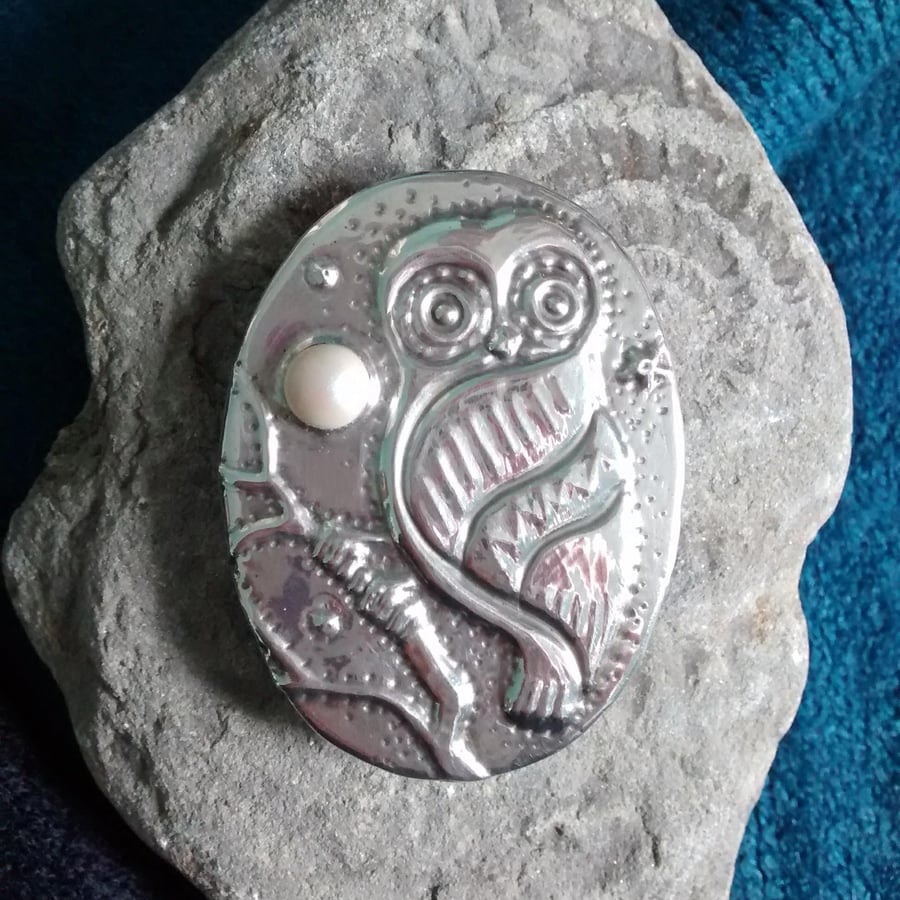 Silver Pewter Owl Brooch with Swarovski Pearl Moon