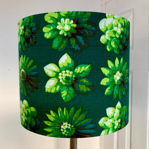 Gorgeous GREEN Daisy Floral VIntage 60s 70s Barkcloth Fabric Lampshade option 
