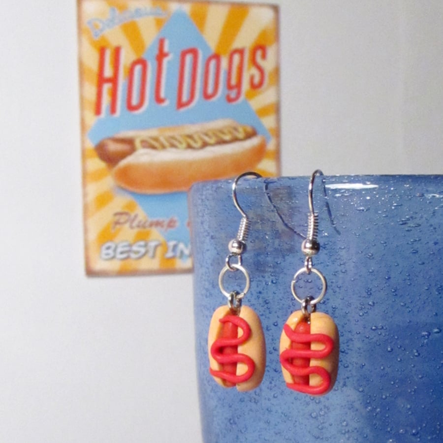 Retro Hotdog with ketchup or mustard earrings STUD, DROP or CLIP ON, handmade