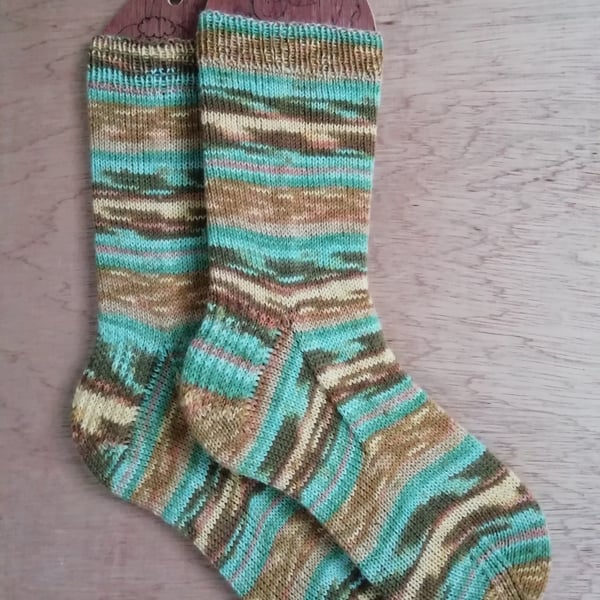 Socks, hand knitted, Van Gogh, SUNFLOWERS, adult medium size 5-6