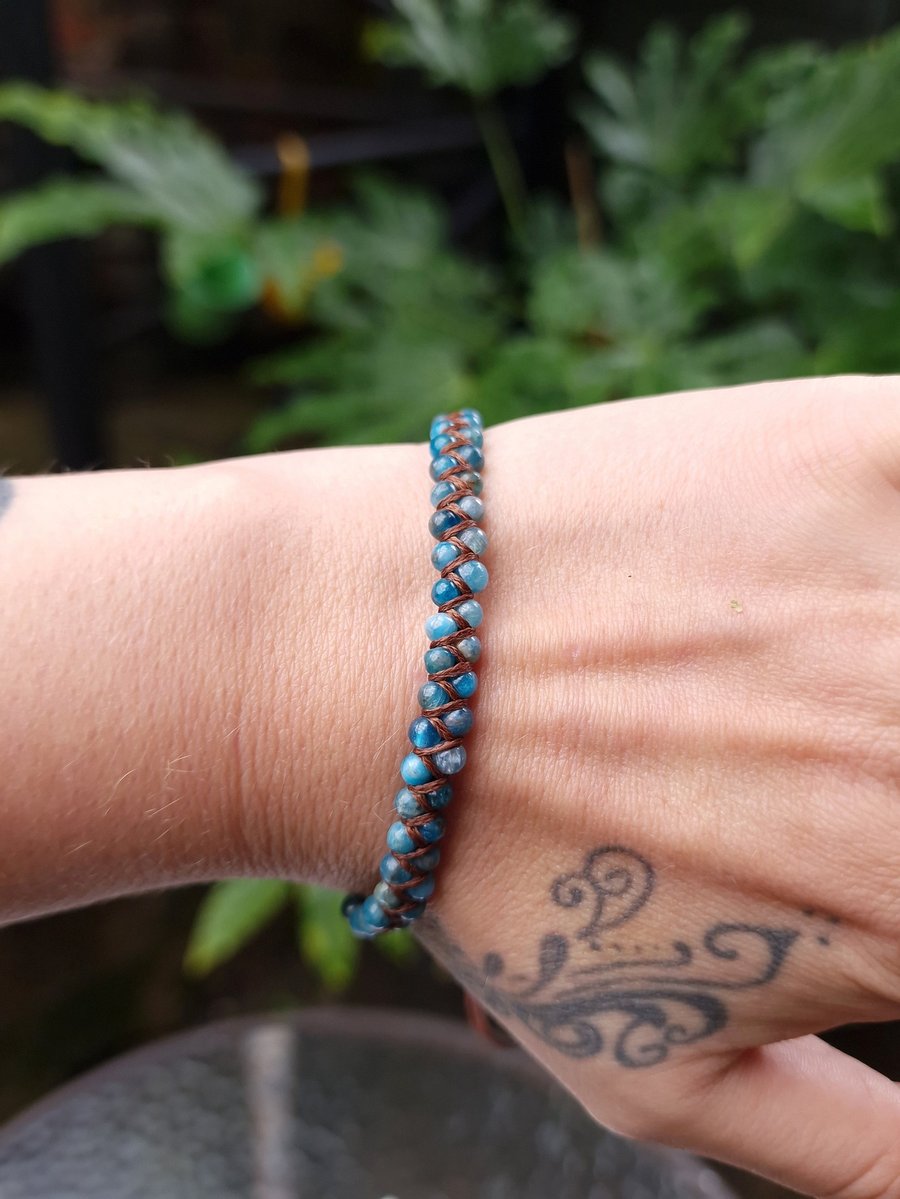Dainty Blue Gemstone Bracelet - Macrame beaded jewellery 