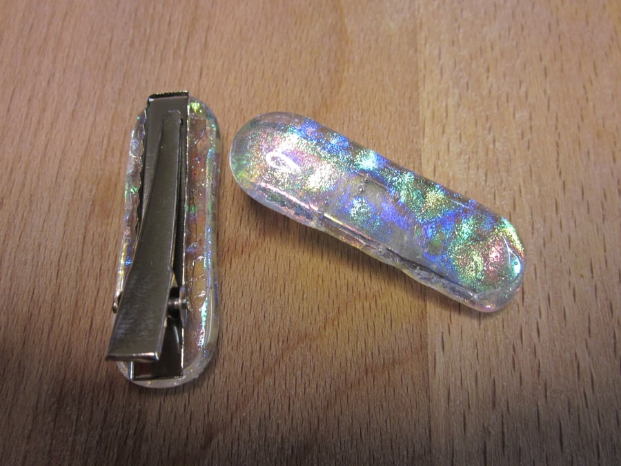 One handmade glass crocodile hair clip - wibbly clear rainbow 