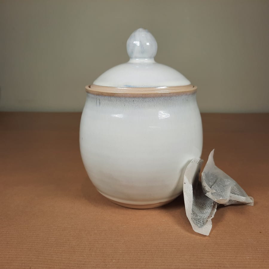 CERAMIC POTTERY STORAGE JAR - glazed in glossy off white 