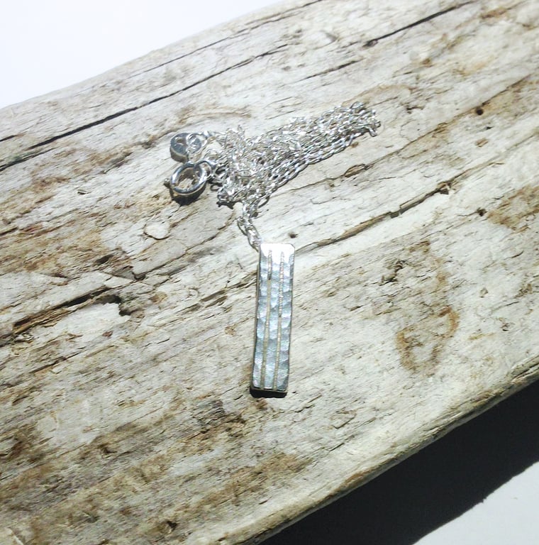 Sterling Silver Pendant Necklace (NKSSPDBA4) - UK Free Post