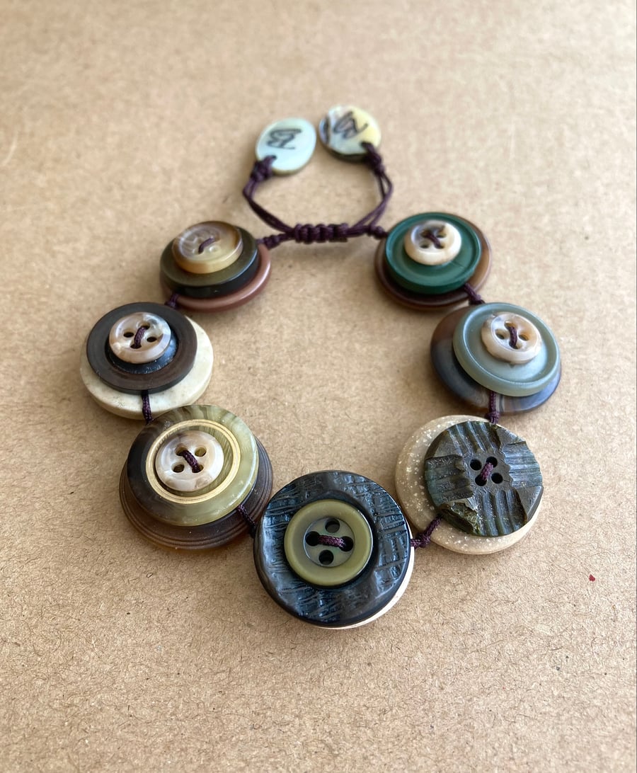 Safari Colour Palette - Vintage Button Adjustable Bracelet