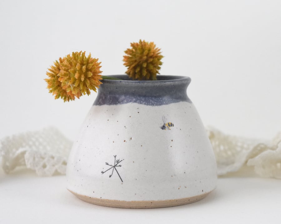 Handmade ceramic budvase with bee, small blue and white illustrated pottery vase