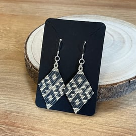 Southwestern inspired beaded tribal earrings in dark grey and silver