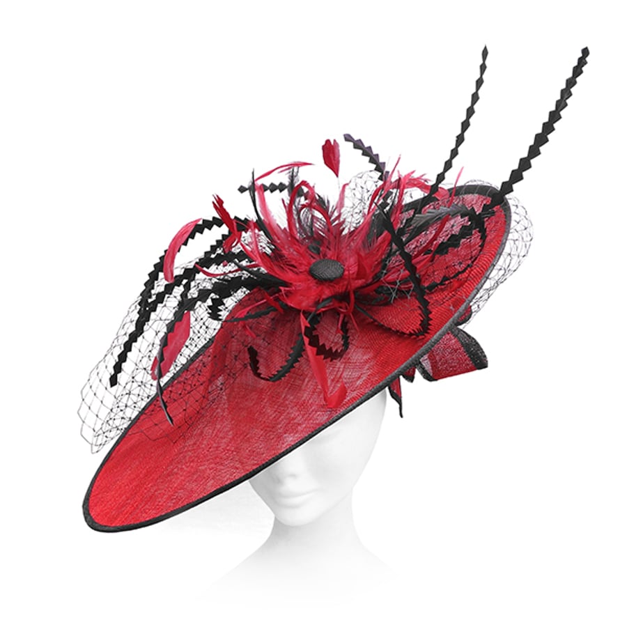 "Gloriosa".....Sinamay Fascinator