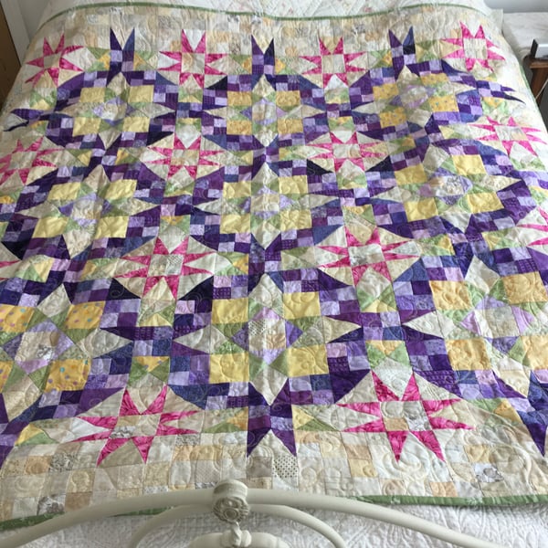 En Provence Patchwork Quilt designed by Bonnie Hunter