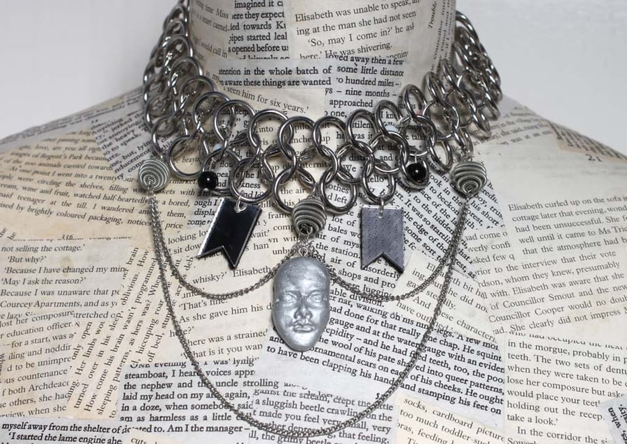 Modern Dieselpunk Circle and Face Statement Silver Necklace Choker 