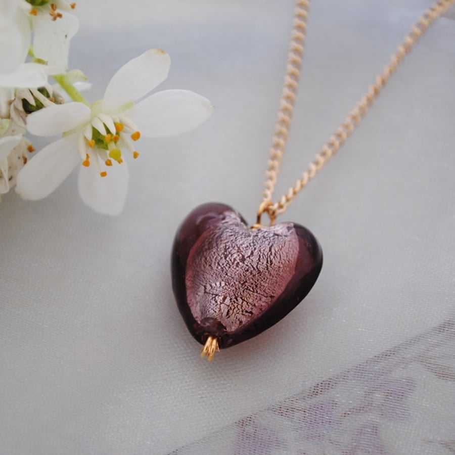 Purple heart pendant necklace 