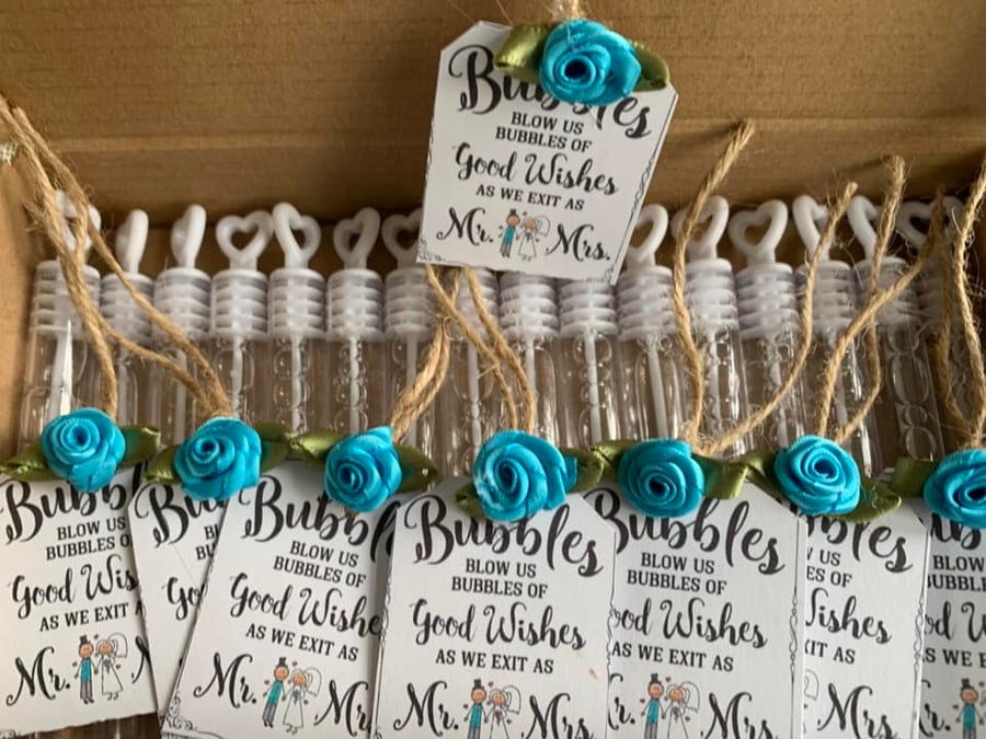 50 Blow Bubbles FOR MR MRS Wand Tags Favours Turquoise Roses