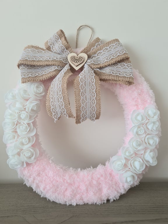 Fluffy pink & rose wreath