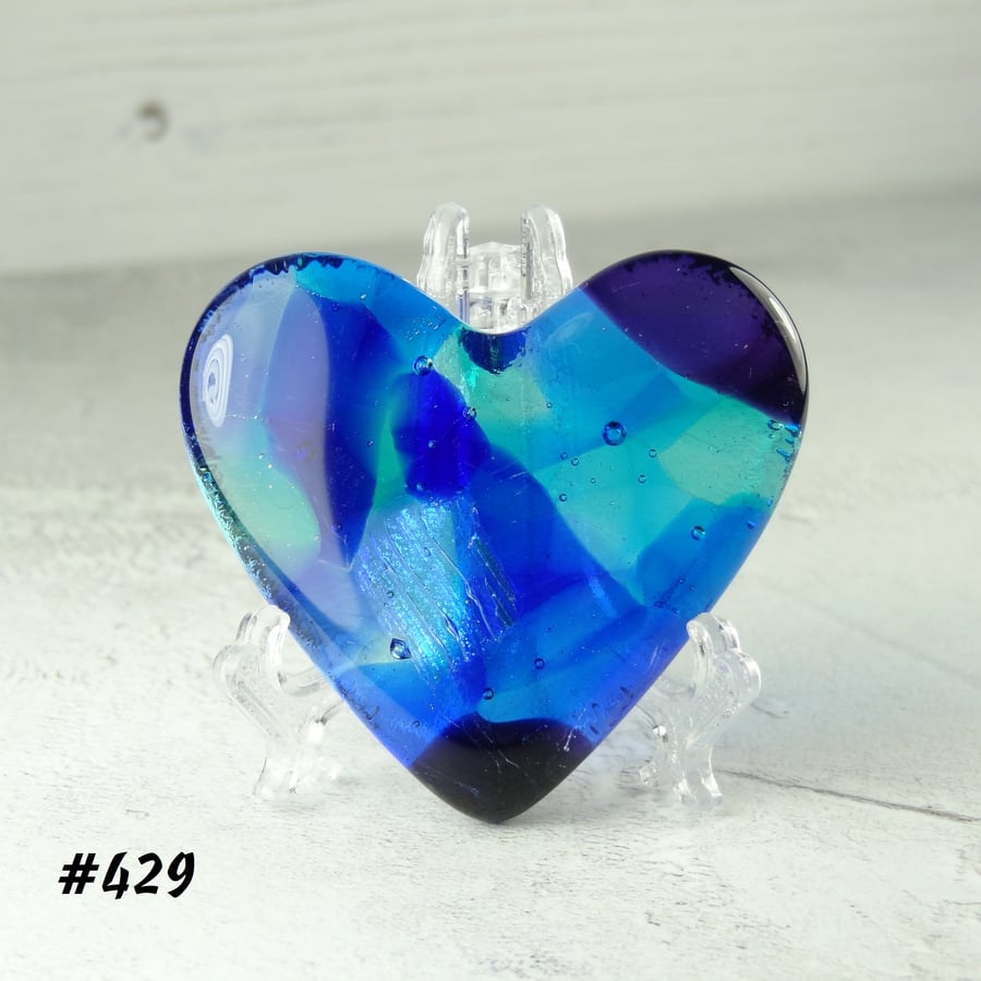 Blue fused glass heart pocket hug with stand 5x4.5cm, handcrafted (429)