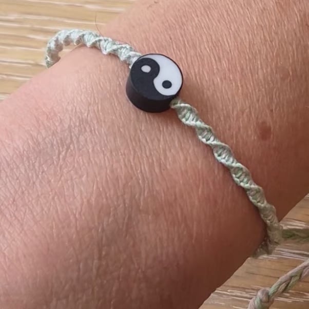Yin Yang Braided Stacker Bracelet,Unisex Gift,Adjustable Cord Bracelet(STK-0015)