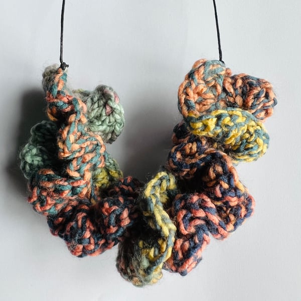 Handmade crochet twisty lace bib necklace