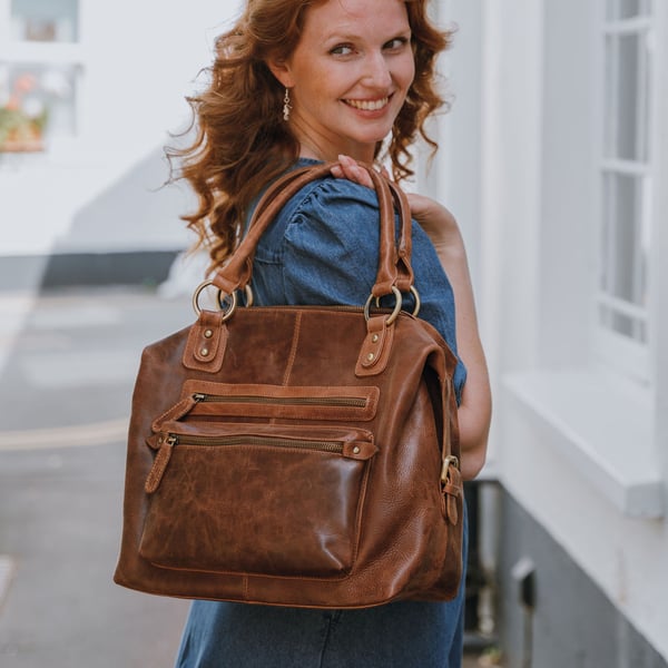 Hampton Leather Pocket Tote Bag