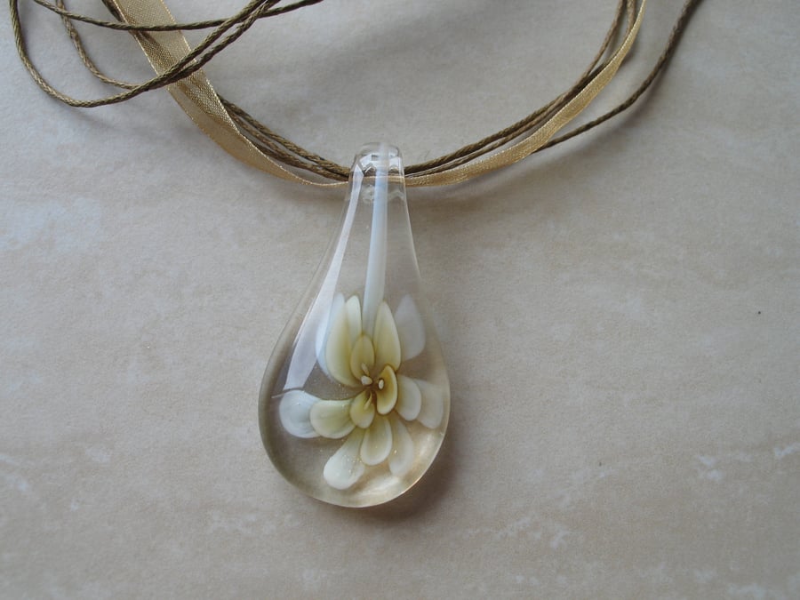 Flower Glass Pendant (Pendant Only)
