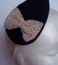 Fascinator with lace bow - Image 3