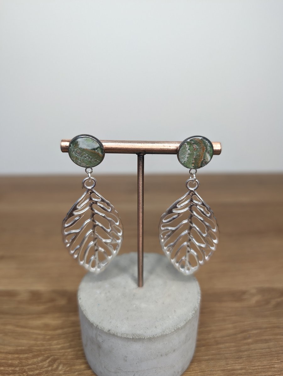 Green  stone marble leaf earrings