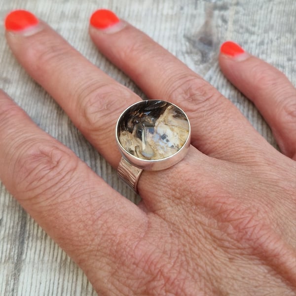 Sterling Silver Petrified Wood Gemstone Statement Ring - UK Size P