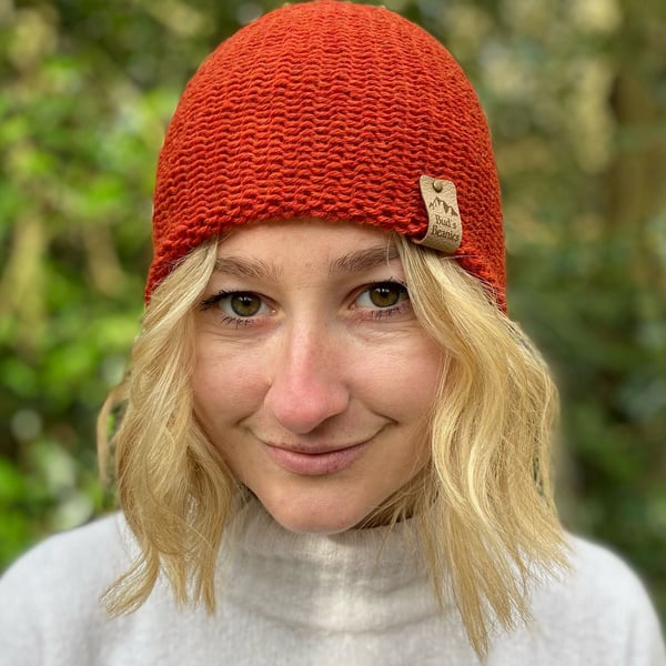 Skullcap style beanie hat in 'Moroccan Spice' (rust orange-red) wool (unisex)