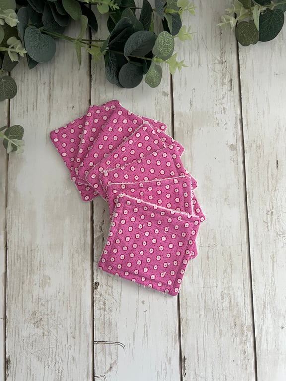 Bamboo Towelling Face Wipes Pack of 7 - Pink Polka dots