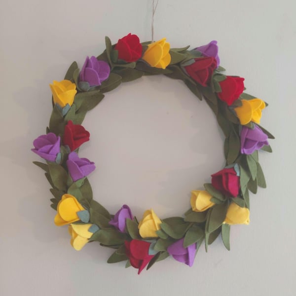 Felt Tulip Wreath: Handmade Spring Home Decor