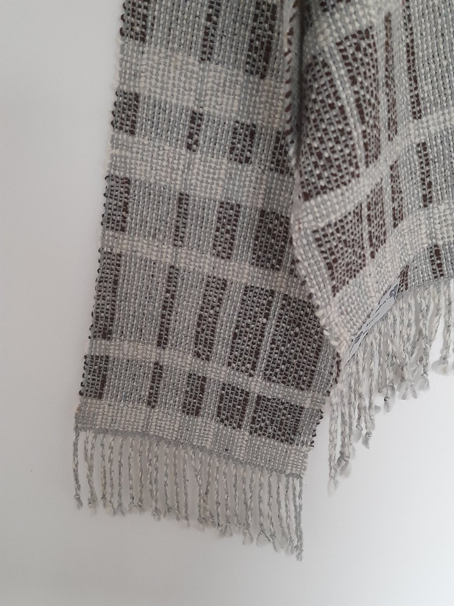 Handwoven alpaca scarf