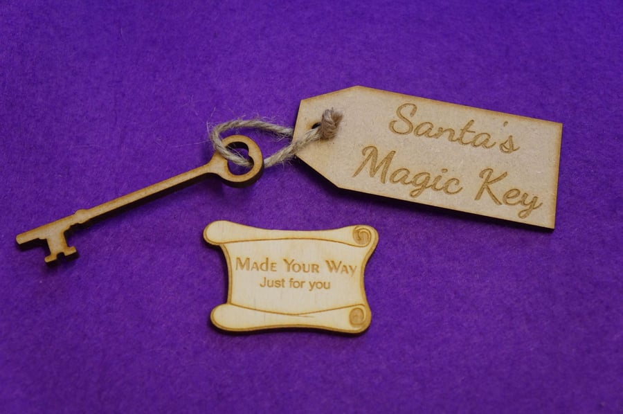 MDF Luggage Tag Squared Santa s Magic Key with Key 4x9cm - Laser cur wooden