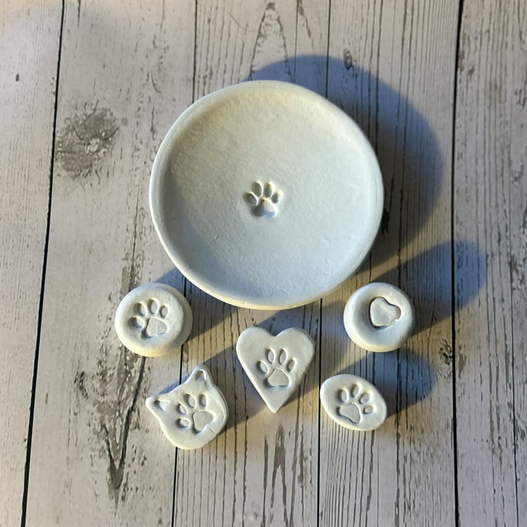 Clay Diffuser Pebbles with Dish – Aroma Stones: Echoes of Essence