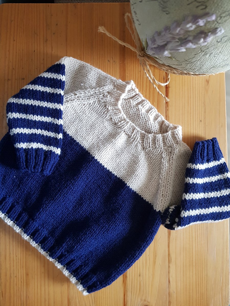 Baby Boys Navy Blue and Cream Jumper 6-12 months