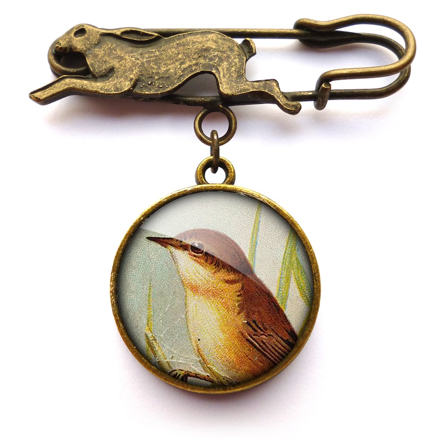 Reed Warbler Hare Pin Brooch (TB07)
