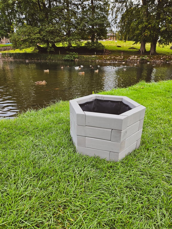 Peak District Chunky Hexagonal Garden Planter