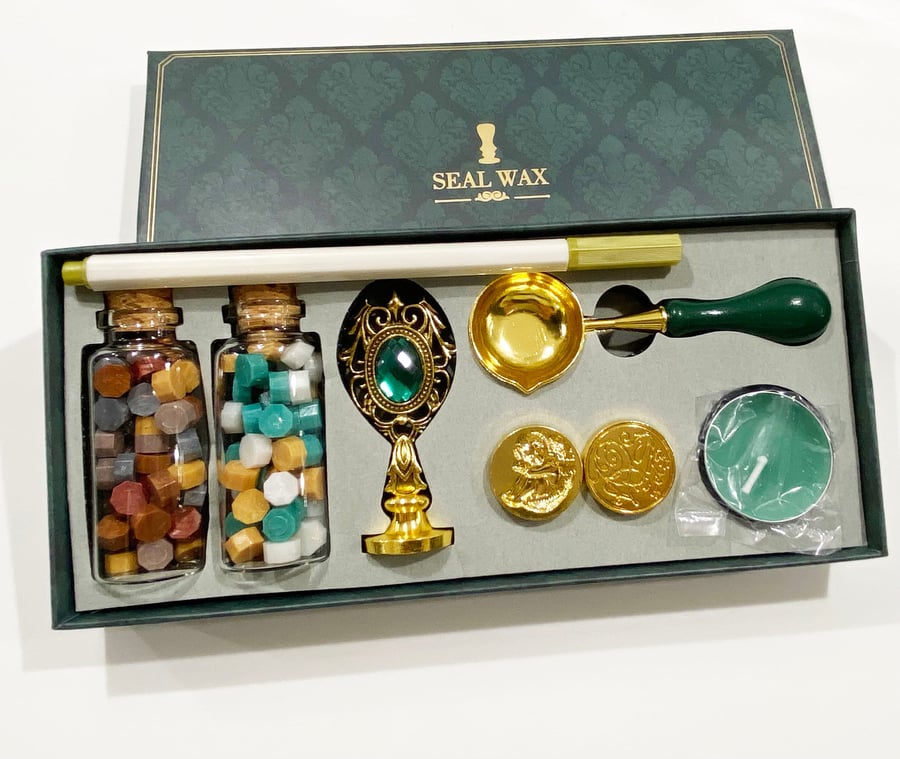 Wax Seal Stamp Kit With 3 Wax Seal Stamp Heads, Gold Pen Presented In a Gift Box