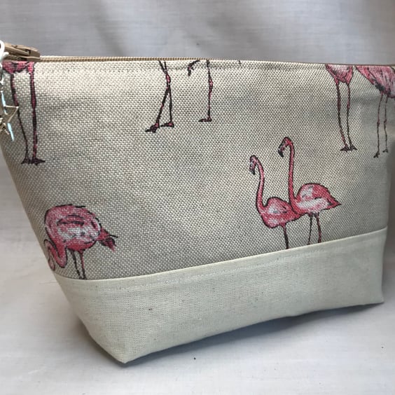 Toiletries bag, wash bag, wash bag, personal bag, zipper bag. Pouch bag,