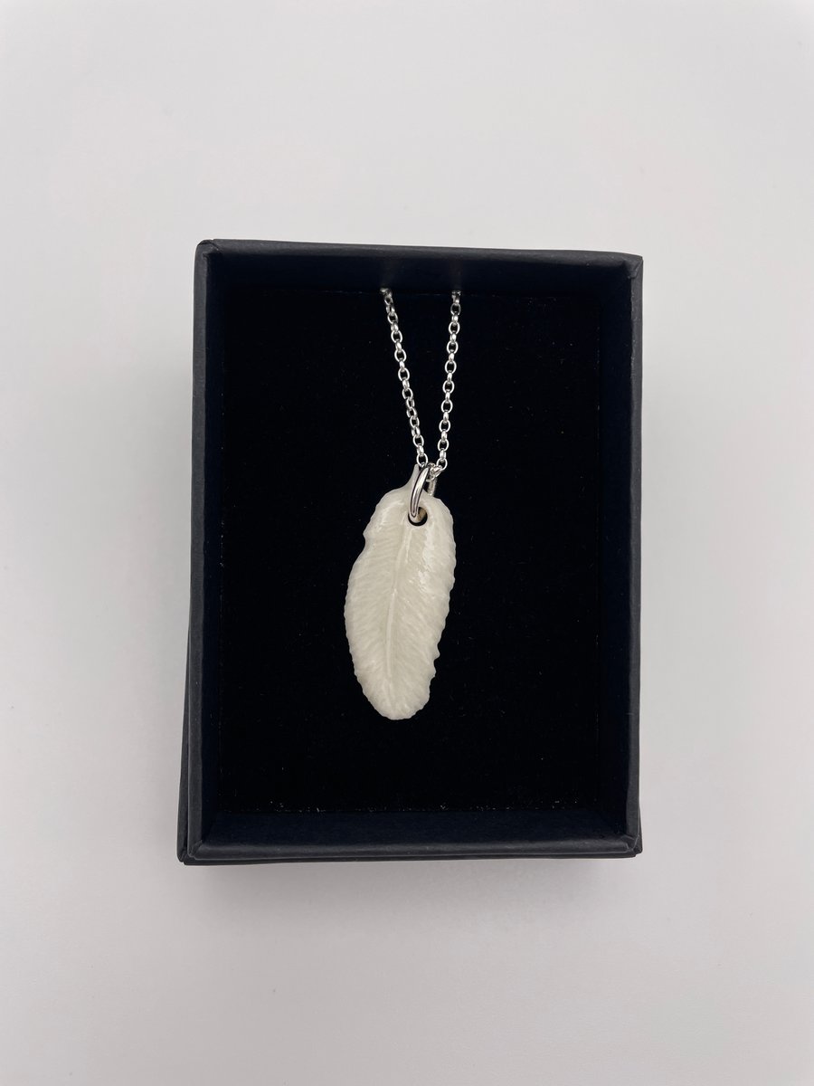 NEW! Porcelain small white feather necklace